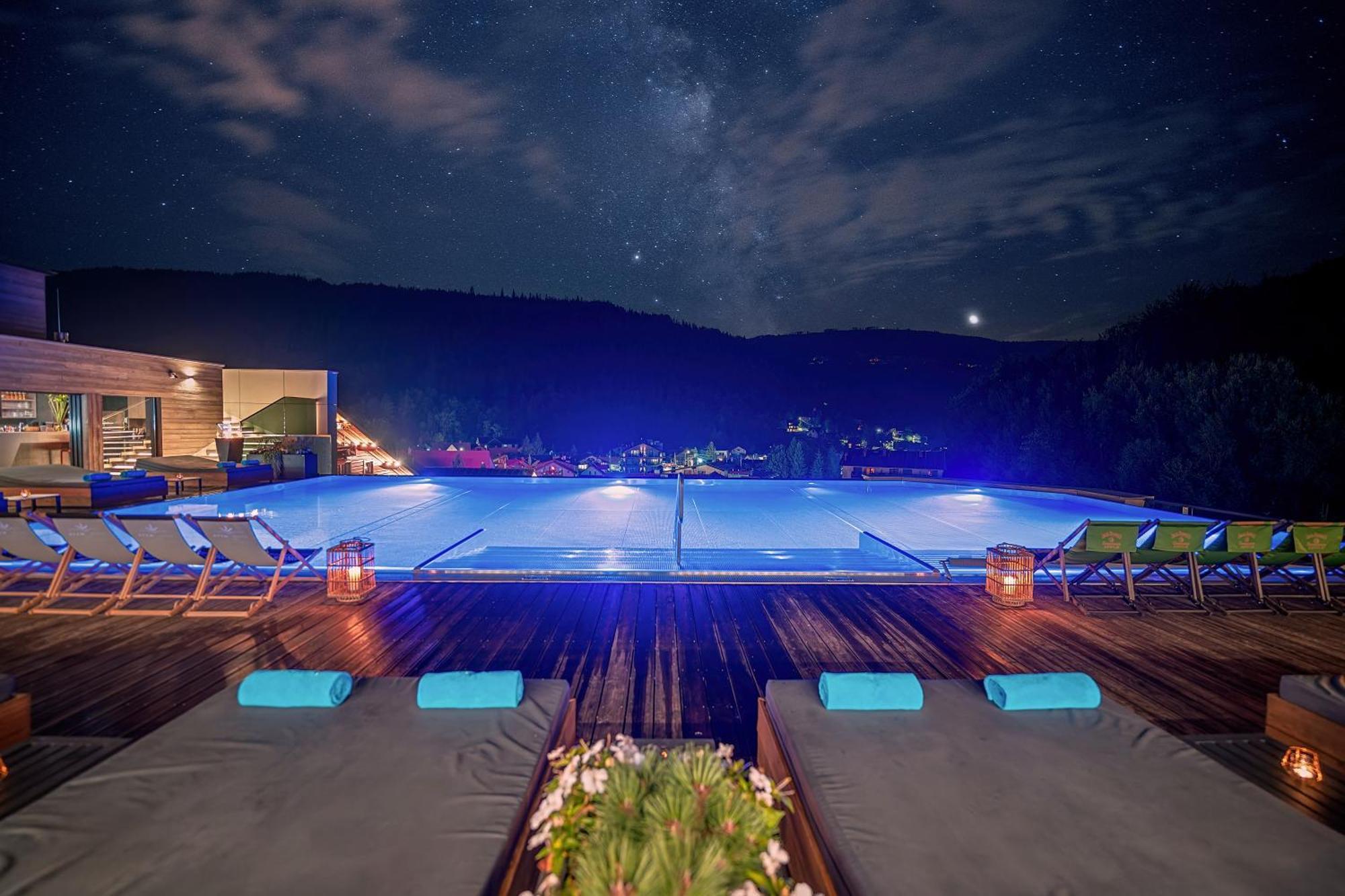 Hotel Meta Resort & Vine Spa ชเจอร์ค ภายนอก รูปภาพ