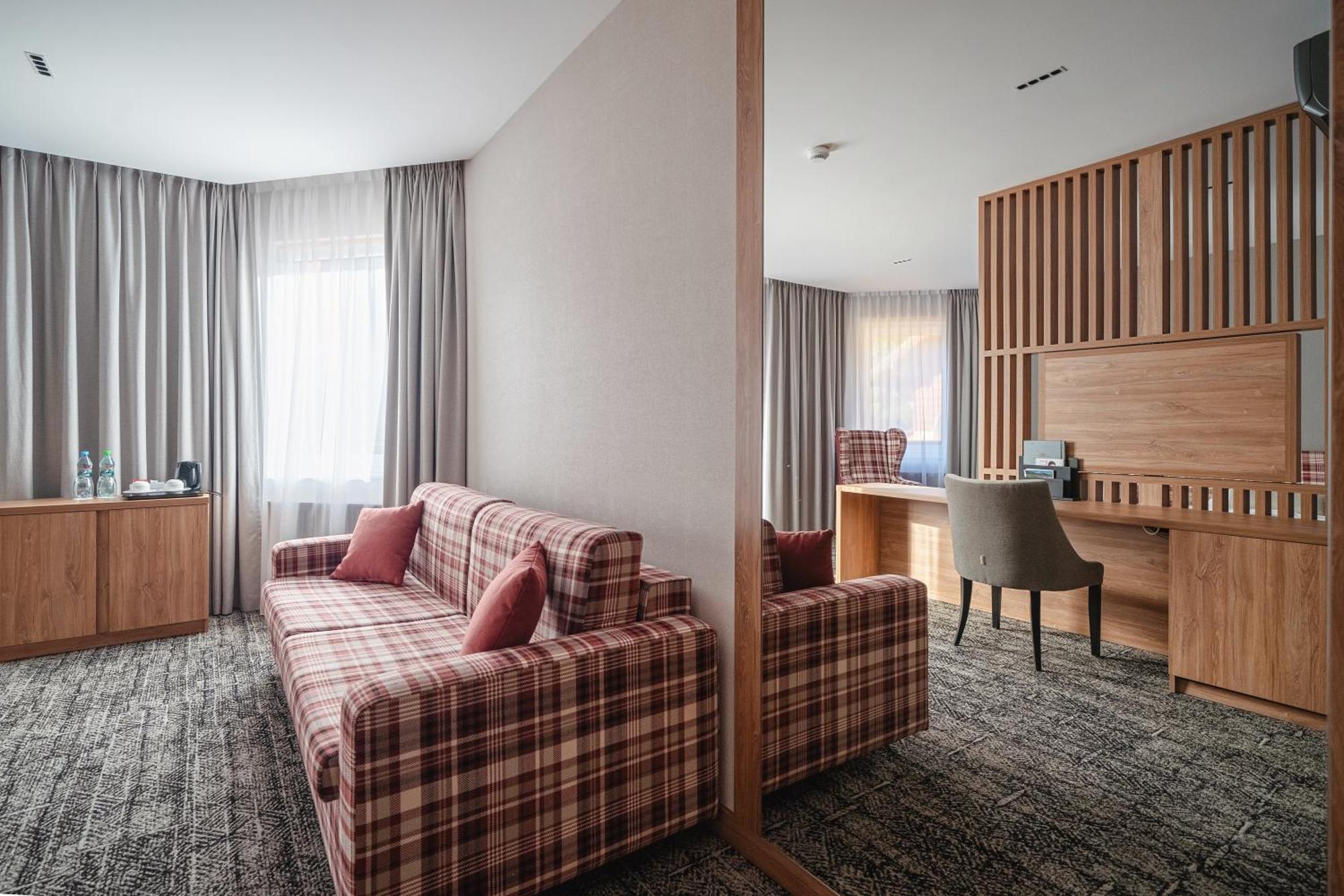 Hotel Meta Resort & Vine Spa ชเจอร์ค ภายนอก รูปภาพ